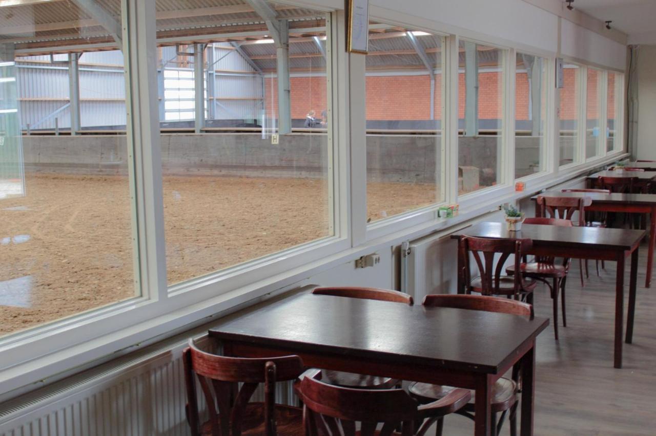 Manege Sanninghoeve B&B Oudega  Kültér fotó